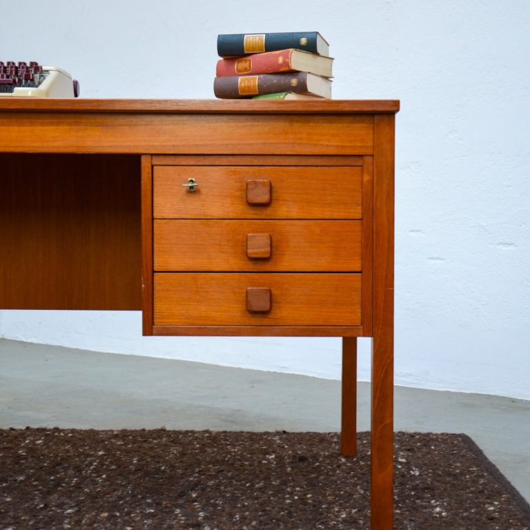 MEKS Vintage | Vintage Möbel in Köln